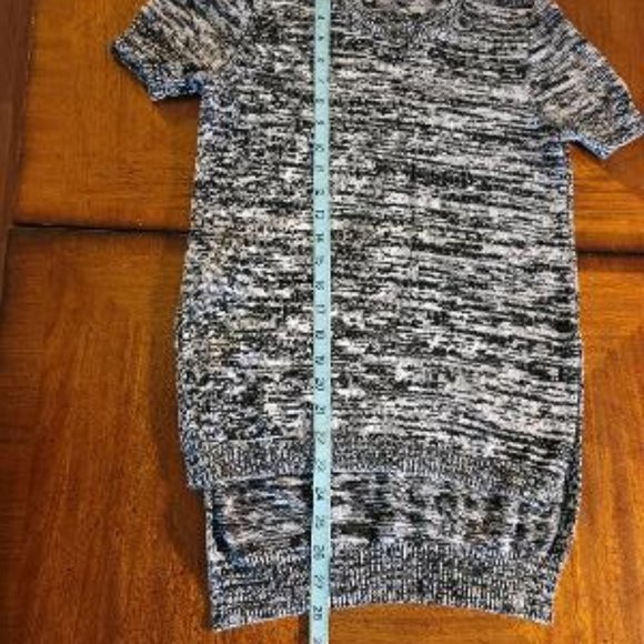 BCBGeneration Short Sleeve Sweater - Picture 10 of 11